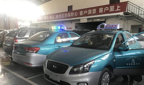 內(nèi)蒙古包頭市智能出租車(chē)LED頂燈屏安裝項(xiàng)目