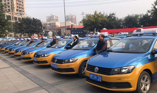 四川省資陽(yáng)市智能出租車(chē)LED頂燈屏安裝項(xiàng)目
